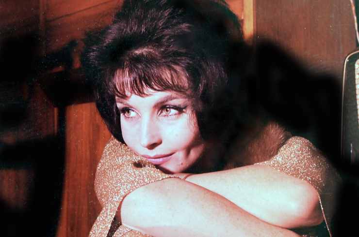 Lutto nel mondo del cinema: morta l'attrice Yvonne Furneaux