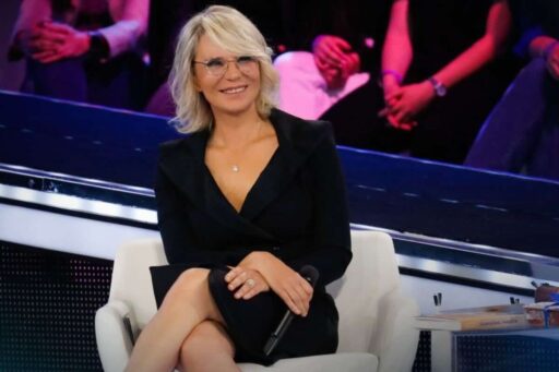 Maria De Filippi: la conduttrice ha rifatto il seno?