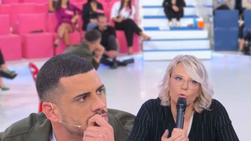 perché maria de filippi ha mandato via alessio